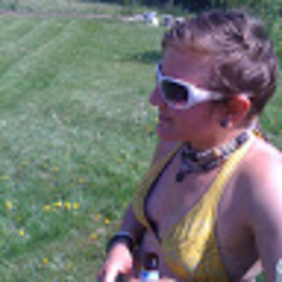 Meet your Posher, Alexis - Picture 1 of 1